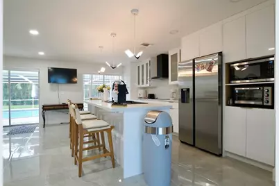 329 SE 47th, Cape Coral, FL 33904 - Photo 7