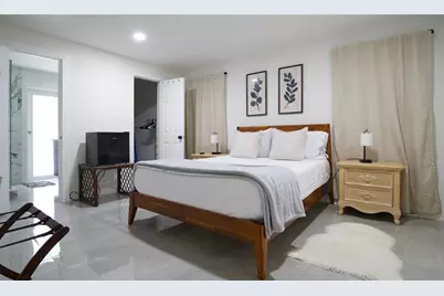 329 SE 47th, Cape Coral, FL 33904 - Photo 9