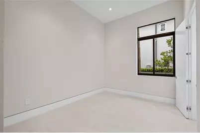 2405  Castilla Isle, Fort Lauderdale, FL 33301 - Photo 31