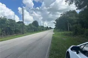 630 N Hacienda, Clewiston, FL 33440 - Photo 3