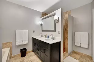 201 NE 28th Ct, Wilton Manors, FL 33334 - Photo 27