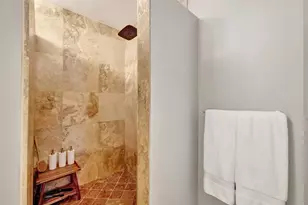 201 NE 28th Ct, Wilton Manors, FL 33334 - Photo 29