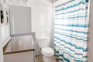 650 SE Strait Ave, Port Saint Lucie, FL 34983 - Photo 11