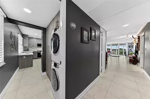 802 Cypress Grove Ln, Pompano Beach, FL 33069 - Photo 9