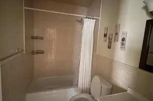 2220 NE 68th St, Fort Lauderdale, FL 33308 - Photo 5