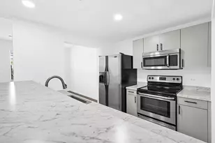 533 NE 3rd Ave, Fort Lauderdale, FL 33301 - Photo 19