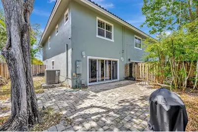 808  4th Ave, Fort Lauderdale, FL 33315 - Photo 27