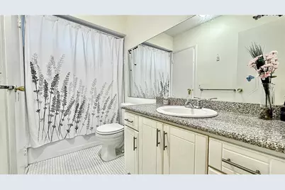 5103 NW 35th St, Unit #606, Lauderdale Lakes, FL 33319 - Photo 15