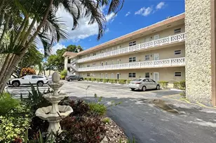 5103 NW 35th St, Lauderdale Lakes, FL 33319 - Photo 1