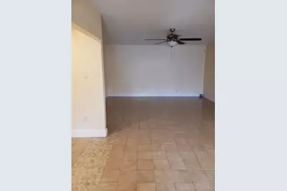 750 NE 199th St, Unit #H-106, Miami, FL 33179 - Photo 9