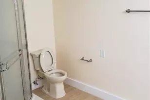 750 NE 199th St, Miami, FL 33179 - Photo 83