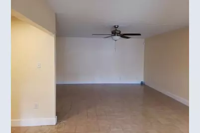 750 NE 199th St, Unit #H-106, Miami, FL 33179 - Photo 11