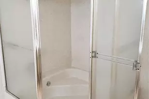 750 NE 199th St, Miami, FL 33179 - Photo 87