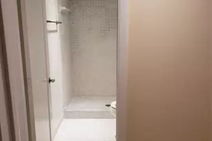 750 NE 199th St, Miami, FL 33179 - Photo 45