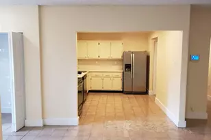 750 NE 199th St, Miami, FL 33179 - Photo 13