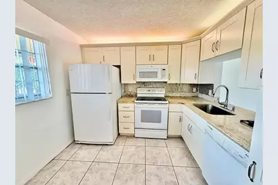 3905 N Nob Hill Rd, Unit #201, Sunrise, FL 33351 - Photo 5