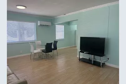 323  Monroe St, Hollywood, FL 33019 - Photo 5