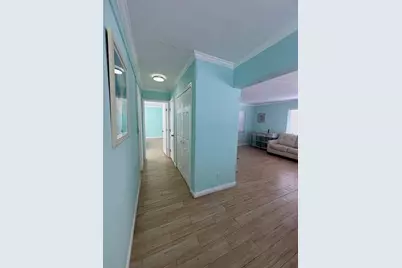 323  Monroe St, Hollywood, FL 33019 - Photo 9