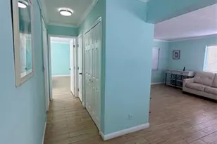 323 Monroe St, Hollywood, FL 33019 - Photo 9