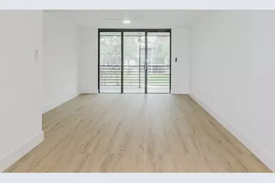 7579 NW 79th Ave, Unit #205, Tamarac, FL 33321 - Photo 9