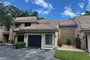 16360 Malibu Dr, Weston, FL 33326 - Photo 29