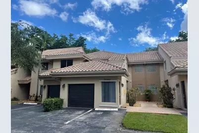 16360  Malibu Dr, Weston, FL 33326 - Photo 1