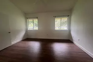 16360 Malibu Dr, Weston, FL 33326 - Photo 9