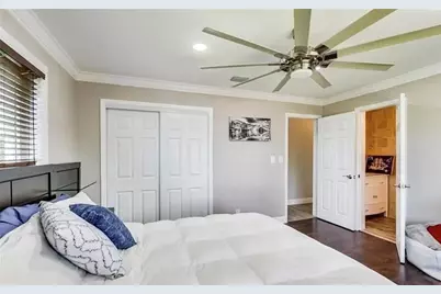 361 SE 9th Ct, Pompano Beach, FL 33060 - Photo 17