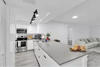 250 NW 67th St, Unit #322, Boca Raton, FL 33487 - Photo 3