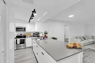 250 NW 67th St, Boca Raton, FL 33487 - Photo 3