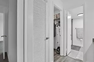 250 NW 67th St, Boca Raton, FL 33487 - Photo 9