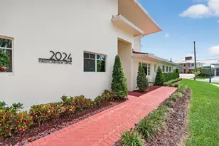 2024 Harbourview Dr, Fort Lauderdale, FL 33316 - Photo 11