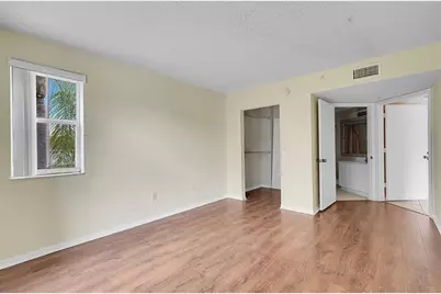 9645 NW 1st Ct, Unit #1-210, Pembroke Pines, FL 33024 - Photo 17