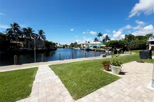 2330 NE 36th St, Lighthouse Point, FL 33064 - Photo 11