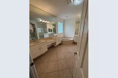 12039  Oakvista Dr, Boynton Beach, FL 33437 - Photo 7