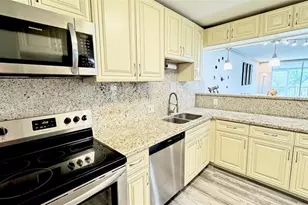 2650 S Course Dr, Pompano Beach, FL 33069 - Photo 9