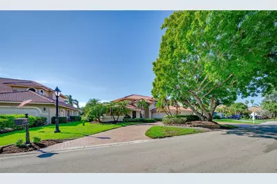 12422  Classic Dr, Coral Springs, FL 33071 - Photo 5