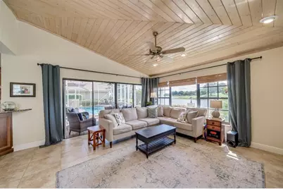 12422  Classic Dr, Coral Springs, FL 33071 - Photo 15