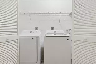 3901 Cocoplum Cir, Coconut Creek, FL 33063 - Photo 19