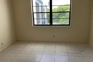 9235 SW 8th St, Boca Raton, FL 33428 - Photo 5