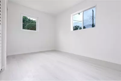 713 SW 4th Ct, Hallandale Beach, FL 33009 - Photo 11