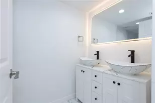 713 SW 4th Ct, Hallandale Beach, FL 33009 - Photo 41