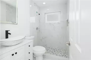 713 SW 4th Ct, Hallandale Beach, FL 33009 - Photo 25