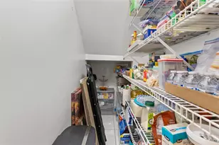 18241 NW 8th St, Pembroke Pines, FL 33029 - Photo 7