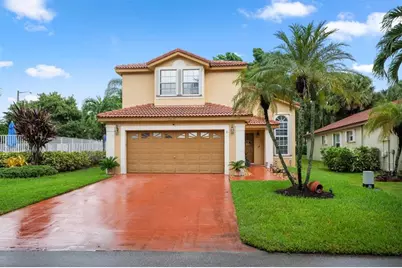 18241 NW 8th St, Pembroke Pines, FL 33029 - Photo 1