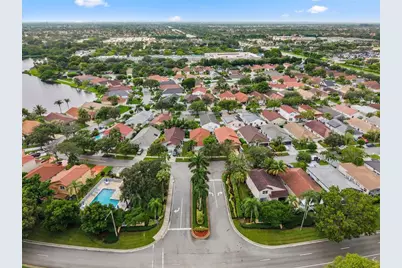 18241 NW 8th St, Pembroke Pines, FL 33029 - Photo 33