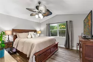 18241 NW 8th St, Pembroke Pines, FL 33029 - Photo 17