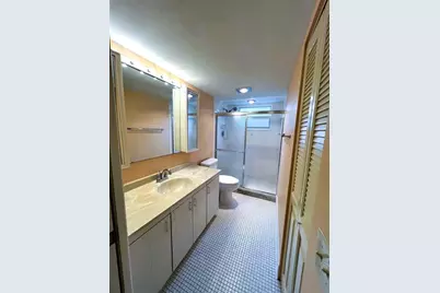 3102  Portofino Point, Unit #O-2, Coconut Creek, FL 33066 - Photo 13