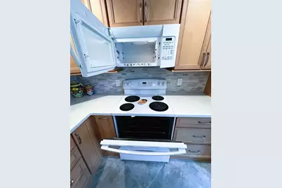 3102  Portofino Point, Unit #O-2, Coconut Creek, FL 33066 - Photo 23