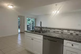 3427 Commodore Ct, West Palm Beach, FL 33411 - Photo 9